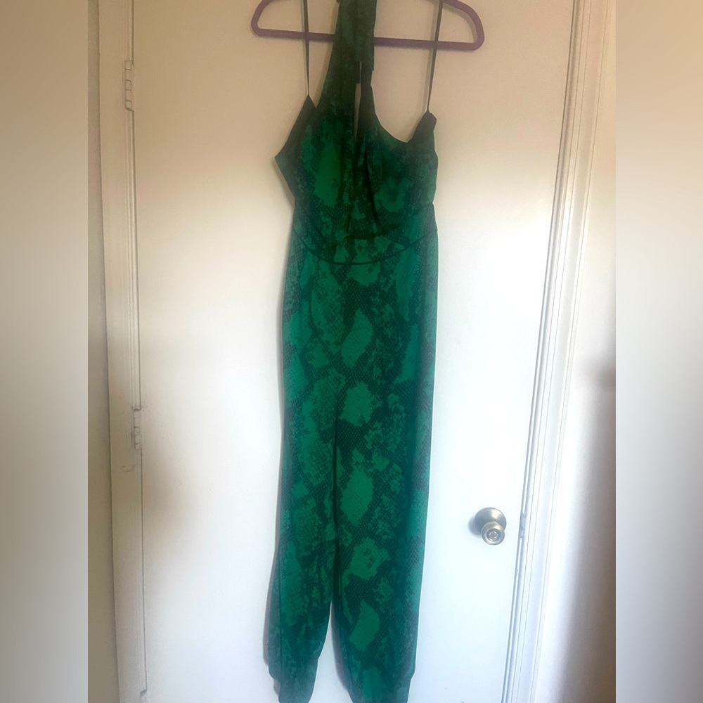 EUC Women’s Green New York & Co. Halter Jumpsuit, Sz.L